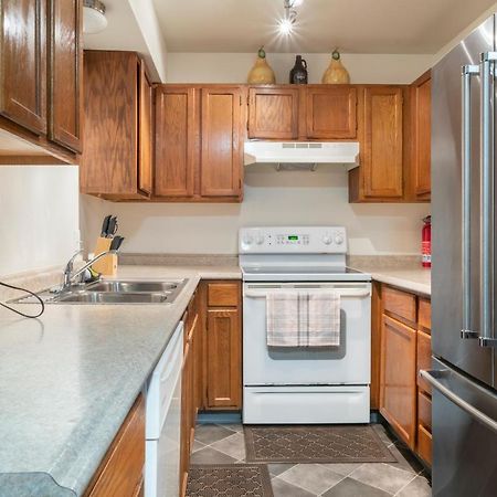 Polar Bear Den Apartment Анкъридж Екстериор снимка